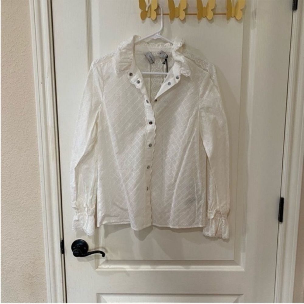 NWT COACH eyelet blouse‎ snap button size 0 Retailed for $450